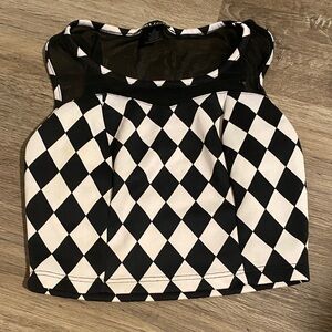 Black and White Diamond Pattern Crop Top